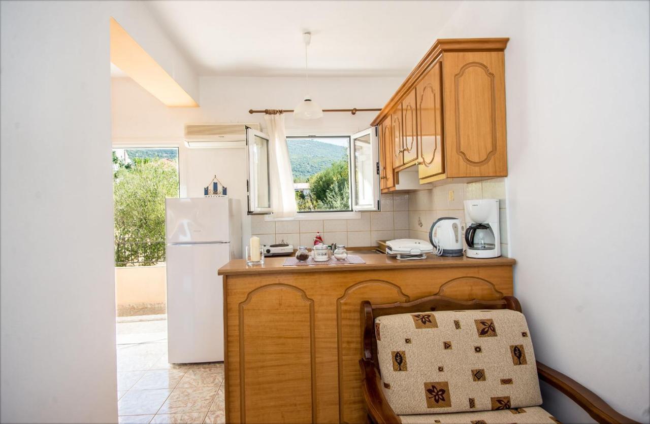 Aristotelis Apartments Razata Ngoại thất bức ảnh
