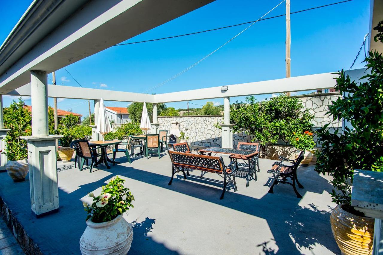 Aristotelis Apartments Razata Ngoại thất bức ảnh