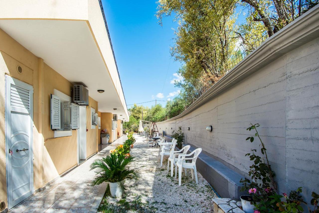 Aristotelis Apartments Razata Ngoại thất bức ảnh
