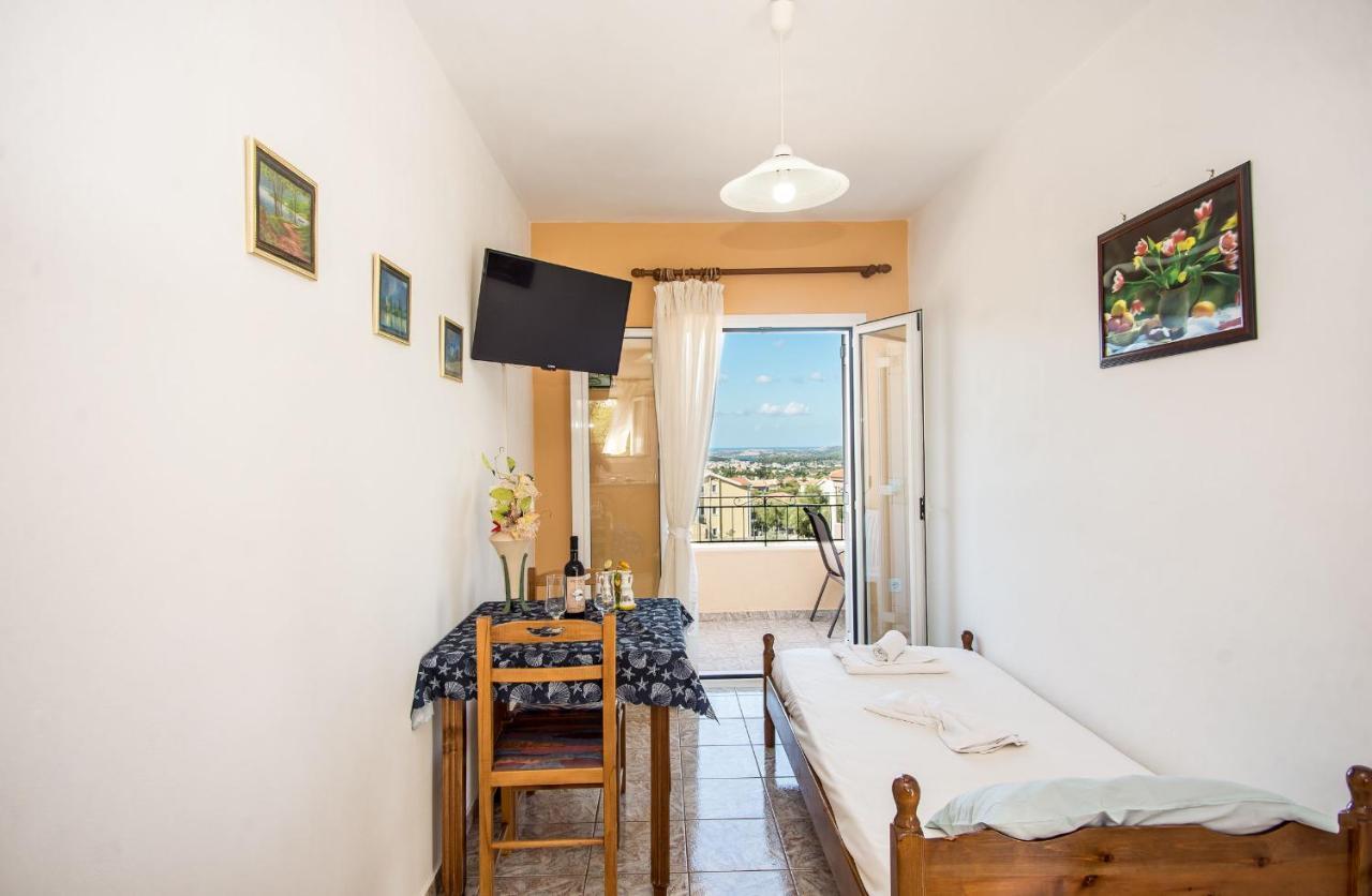 Aristotelis Apartments Razata Ngoại thất bức ảnh