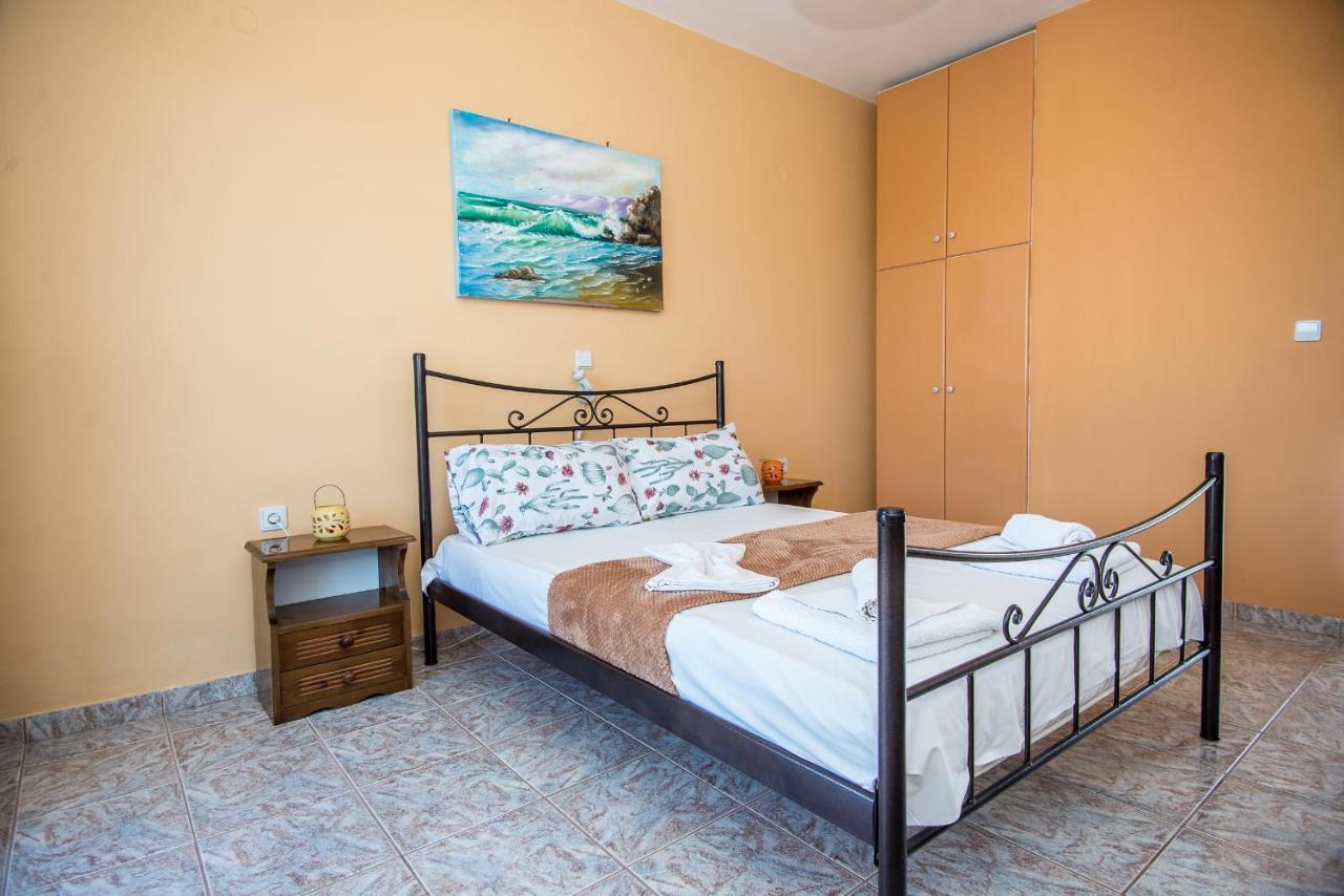 Aristotelis Apartments Razata Ngoại thất bức ảnh