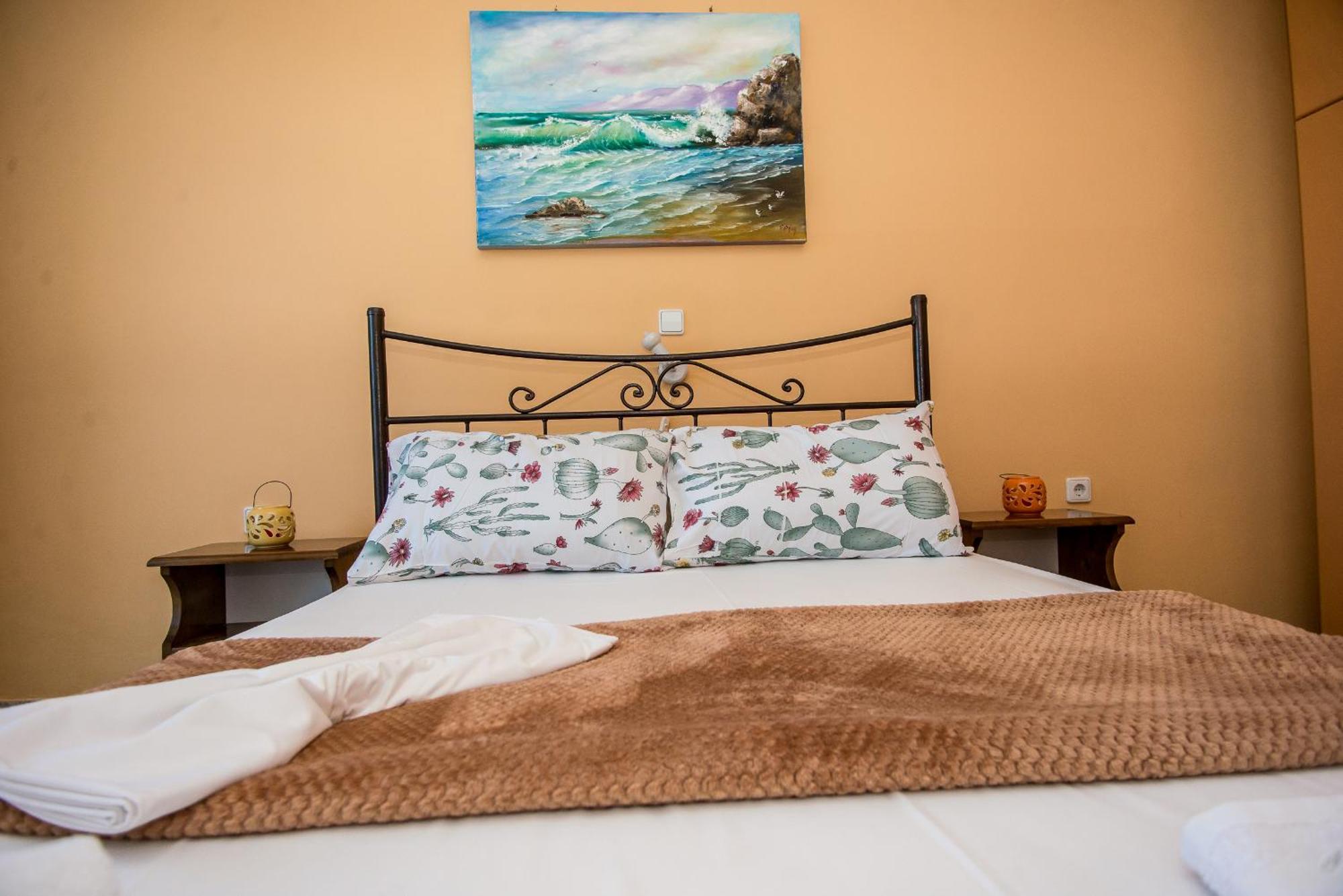 Aristotelis Apartments Razata Ngoại thất bức ảnh