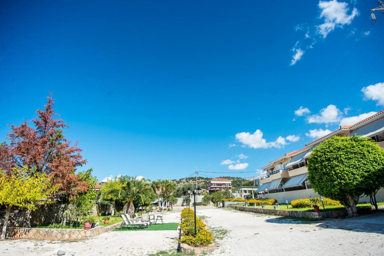 Aristotelis Apartments Razata Ngoại thất bức ảnh